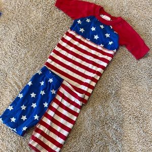 Hanna Andersson patriotic jammies 6/7 (120)